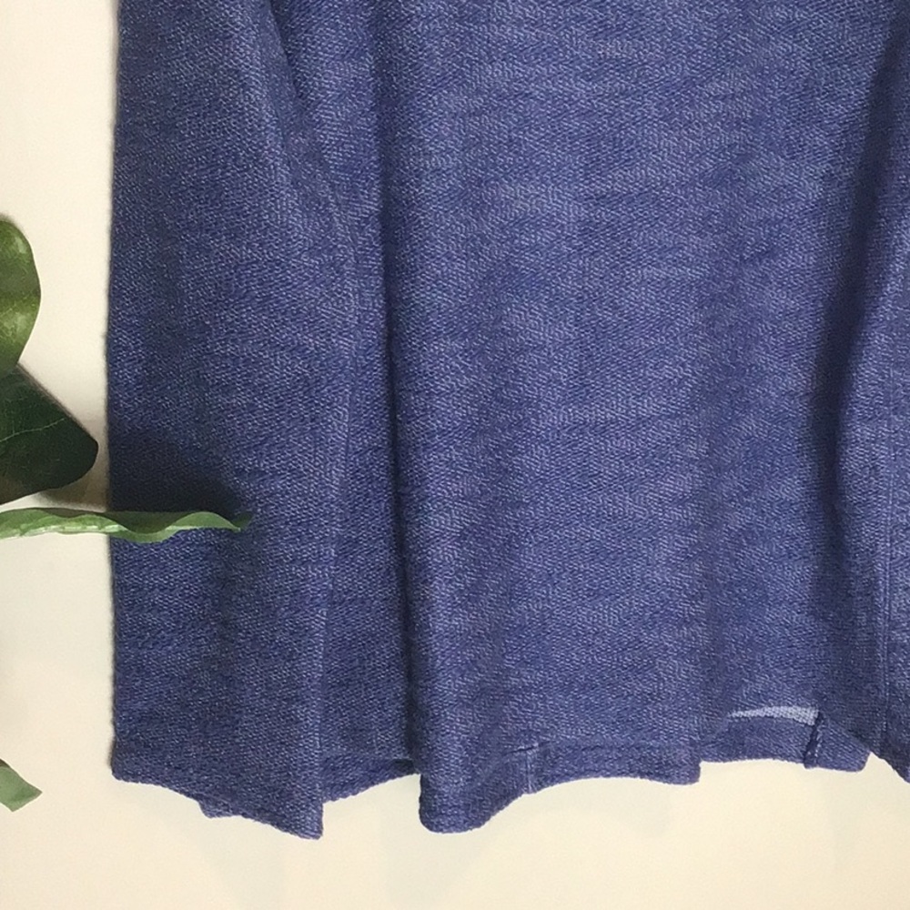 Lou & Grey > Blue High Slit Sweatshirt Small - Picture 2 of 8